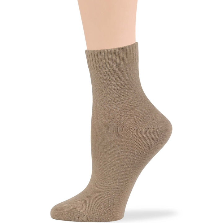 Women's quarter diabetic sock in light beige, made from Turkish cotton for comfort and seamless fit, ideal for sensitive feet.