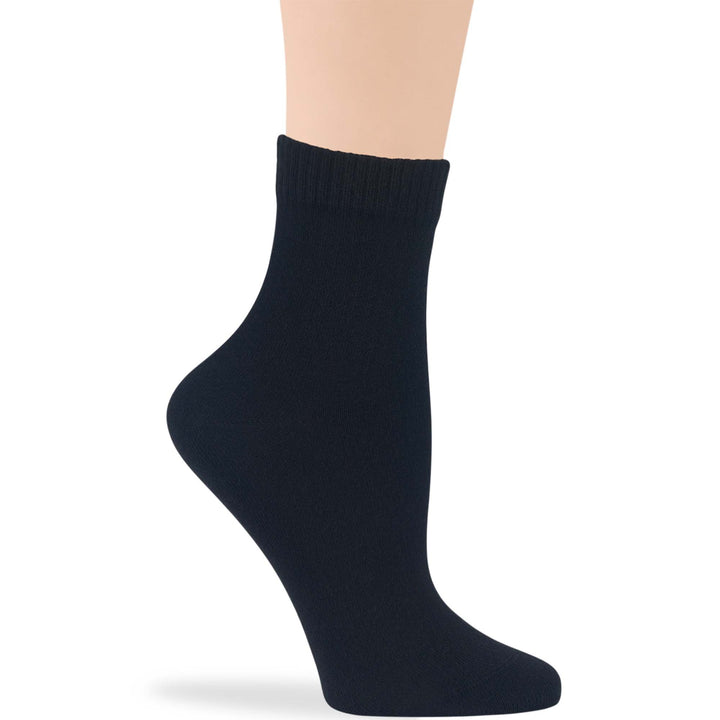 Women's black diabetic quarter socks, seamless design for comfort, ideal for neuropathy and edema.